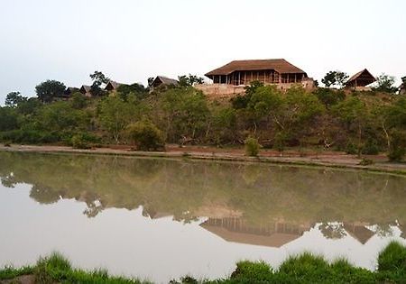 Zaina Lodge Wa Bagian luar foto