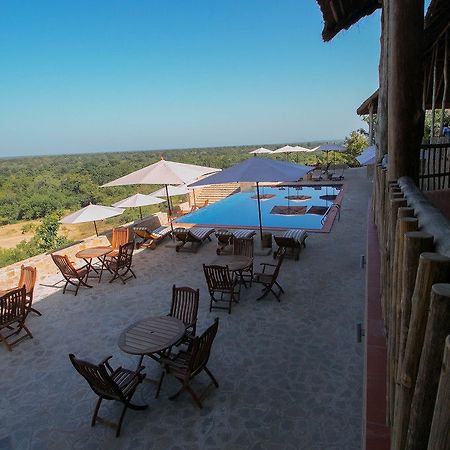 Zaina Lodge Wa Bagian luar foto