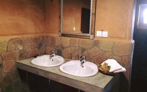 Zaina Lodge Wa Bagian luar foto